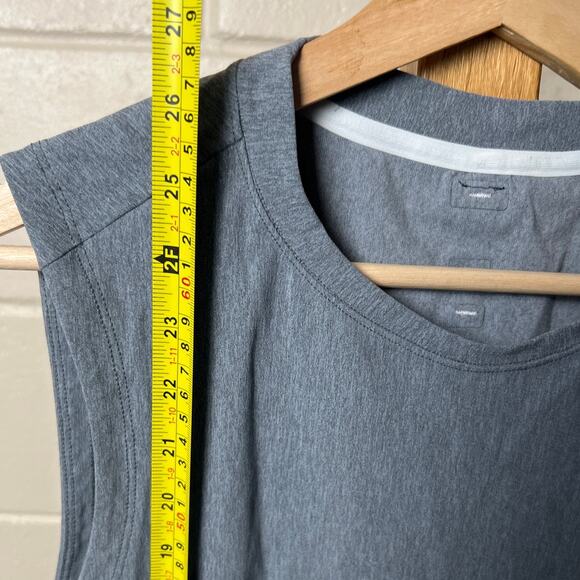 Lululemon Performance Tank Top Women’s *dimensions in Picture - Picture 3 of 4